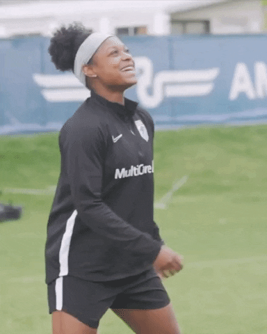 Taylor Smith GIFs - Get the best GIF on GIPHY