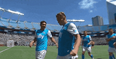 200.gif?cid=fc005b08002b1ceb628698f94f374b568d79a60f464d394b&rid=200.gif&ct=g
