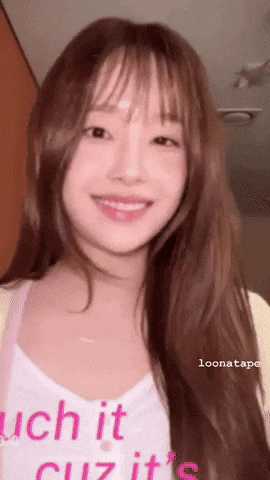 Loona Chuu GIF