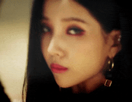 Alone GIF by (G)I-DLE