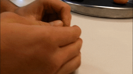 giphy.gif?cid=6c09b952094f8e042cb17fab67773e05c7f7f3a54b0e717f&rid=giphy.gif