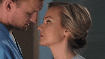 Love Kiss GIF by TV Domashniy