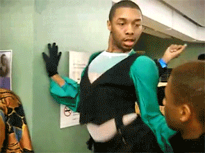 giphy.gif?cid=4d1e4f29b5cd85f391dc78c35b