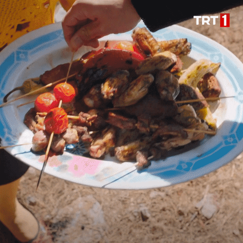 Hungry Meat GIF by TRT