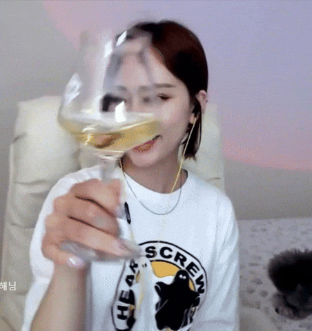 권민동 GIF