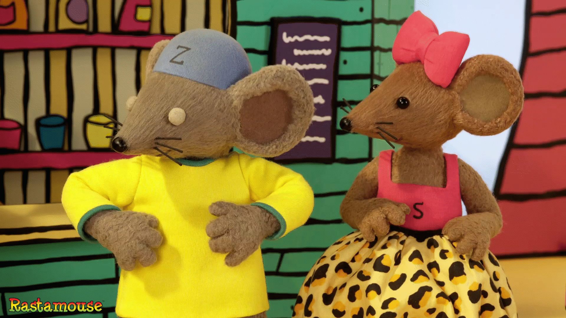 Hungry Mouse GIF by Rastamouse
