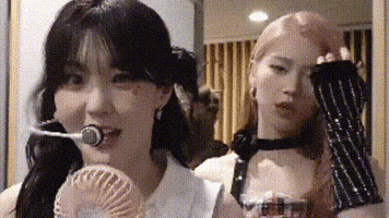 Chaehyun GIF