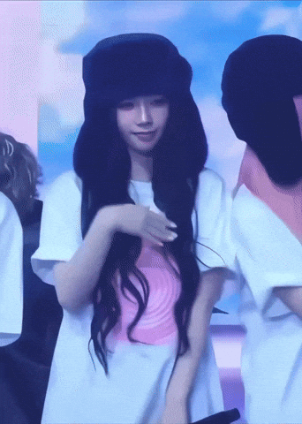 Karina GIF