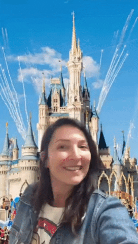 Mundo4e GIF