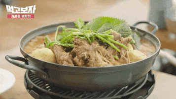 200.gif?cid=fc005b081f2dea40b93849b662f189878917c4971e69f5b2&rid=200.gif&ct=g