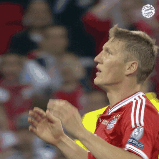 Game Reaction GIF by FC Bayern Munich