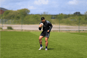 200.gif?cid=fc005b080a42f882ae238aee85cfc26cf63567680f25d6cf&rid=200.gif&ct=g