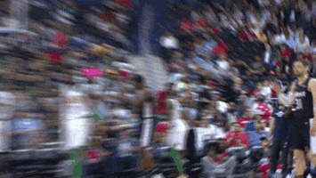 200.gif?cid=fc005b0859c055cf35cff177097eae3215fab75298c12201&rid=200.gif&ct=g