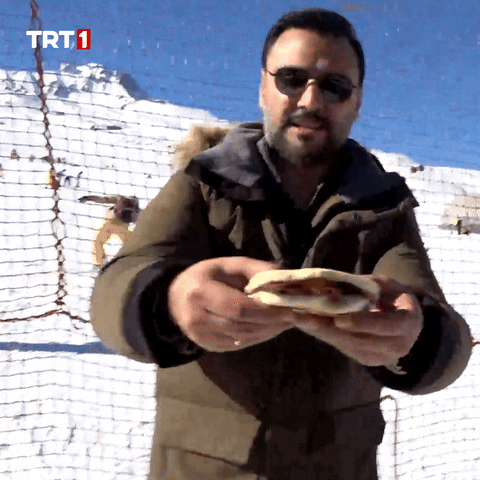 Hungry Good Morning GIF by TRT