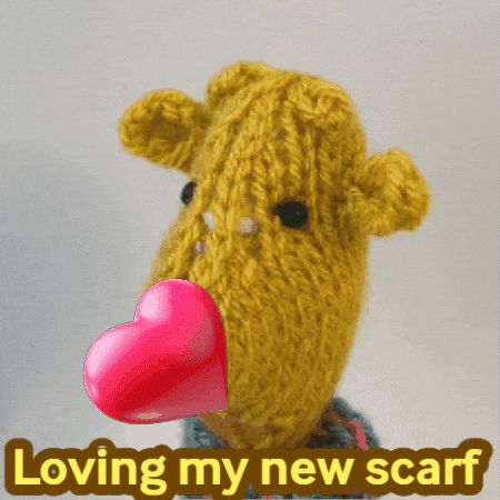 Giraffe Scarf Lover GIF by TeaCosyFolk
