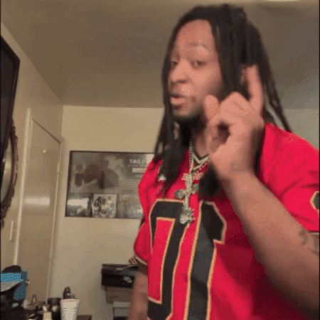 Thinking Ginos GIF by B6