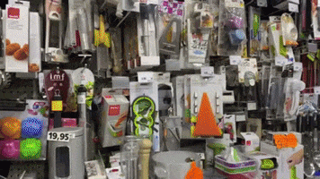 Bricovel GIF