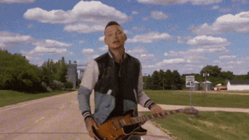 200.gif?cid=fc005b083c974c4a2e3202d621bea4751a50c66c5b0b32b2&rid=200.gif&ct=g