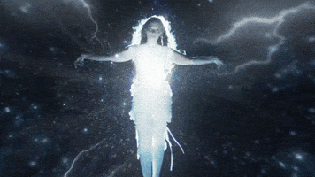 Heyitsaura GIF