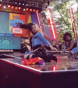 giphy.gif?cid=4d1e4f29bd77a2e7c49ebd8178