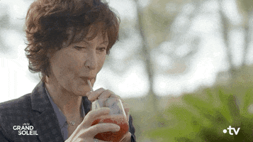 Juice Smoothie GIF by Un si grand soleil