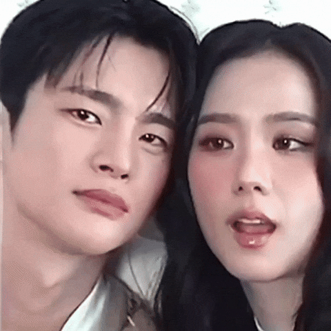 Seo In Guk Kim Jisoo GIF