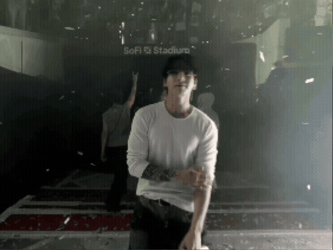 https://media3.giphy.com/media/WtzjIhakUNhMEXegc8/giphy.gif