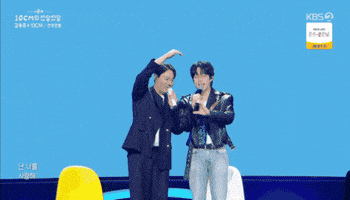 김용준 GIF