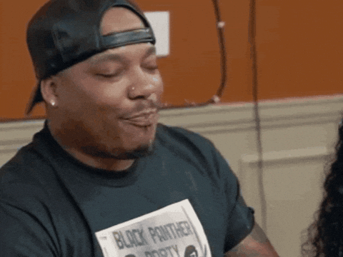 giphy.gif?cid=2154d3d718fb15d60f99d93f21