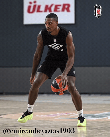 Lonnie Walker GIF