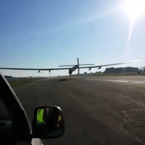exploration sui GIF by Solar Impulse