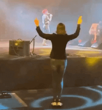 giphy.gif?cid=4d1e4f2910cb378e46b1d77e13