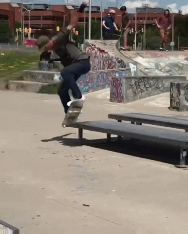 T0ny2Fingers mark kf tailslide bs tail GIF