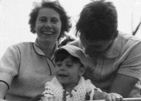 Film Hungarian GIF