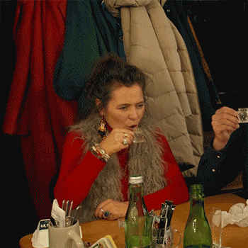 Bed And Breakfast Drinking GIF by RTL