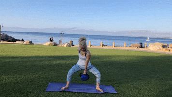 Alternating 1 Handed Kettle Bell Swings GIF