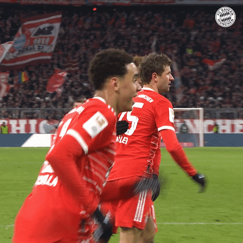 Happy Football GIF by FC Bayern Munich