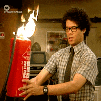 it crowd news GIF by NowThis 