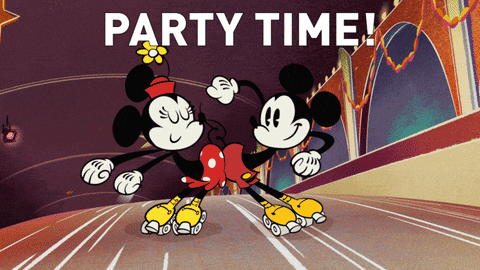 Kreslený pohyblivý obrázek s párem Mickey mouseů a nápisem "Party time". 