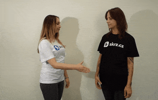 Accept Shake Hands GIF by Skrz.cz