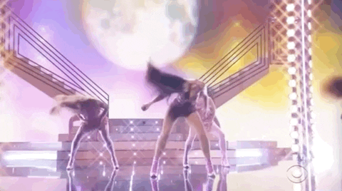 giphy.gif