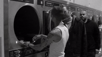 200.gif?cid=fc005b08379eaf51144129f089f0d0eebf42c61d5a02ca96&rid=200.gif&ct=g