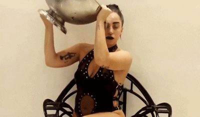 giphy.gif?cid=4d1e4f2936928ab84cee375ee7