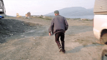 Friday Goodbye GIF by Discovery Canada