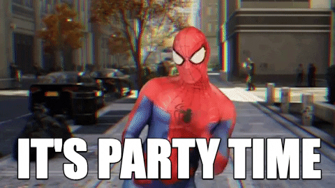 Gif k svátku s tancujícím mužem v obleku Spidermana a nápisem "It´s party time". 
