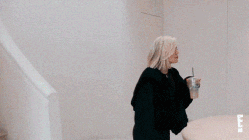 giphy.gif?cid=6c09b9529wlveqccnp203updr0