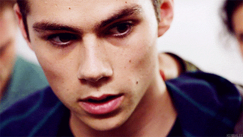 eyelashes