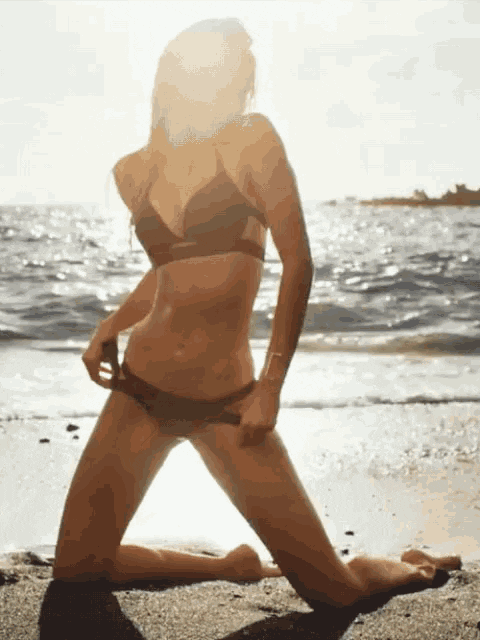 Kurla Escorts GIF