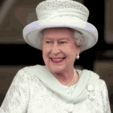 Ces chansons controversées sur la reine Elizabeth II 