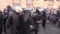 Riot Police Rush at Anti-Putin Protesters in Vladivostok